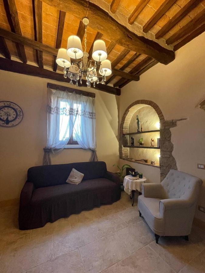 Antica Casa Del Glicine Apartment Poggibonsi Exterior foto