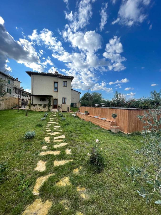 Antica Casa Del Glicine Apartment Poggibonsi Exterior foto