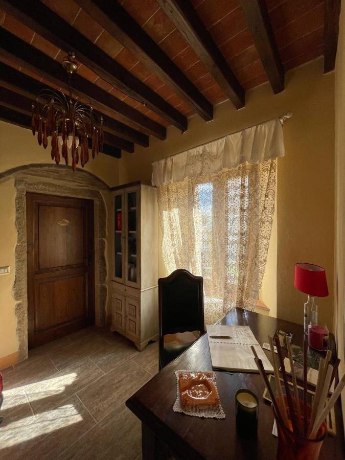 Antica Casa Del Glicine Apartment Poggibonsi Exterior foto
